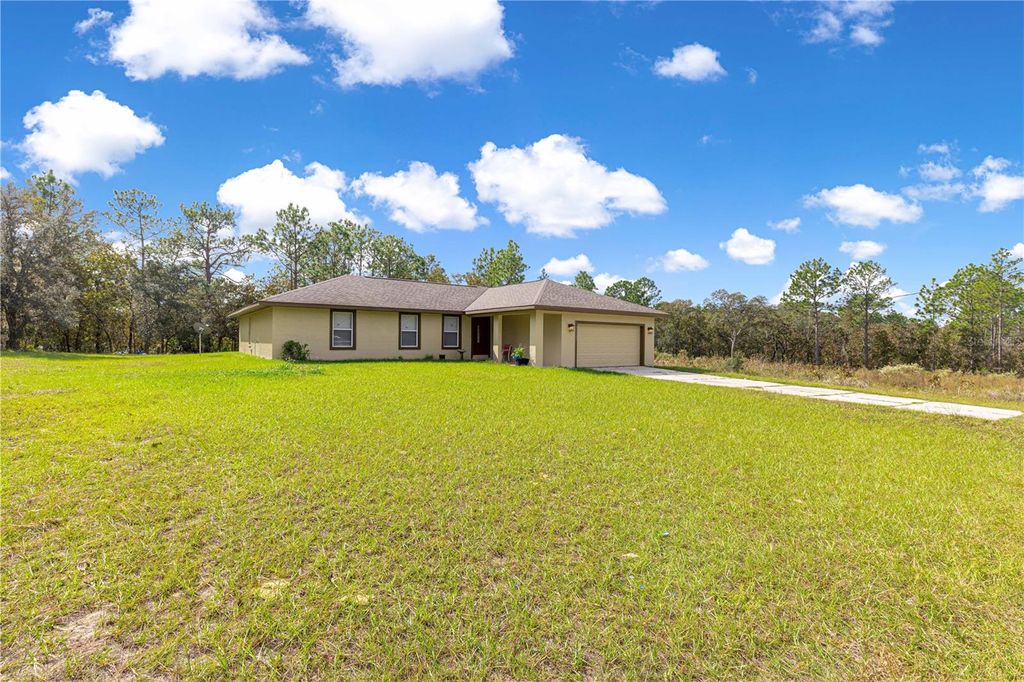 Photo of 12182 SW 91st Lane, Dunnellon, FL 34432 (MLS # OM712621)