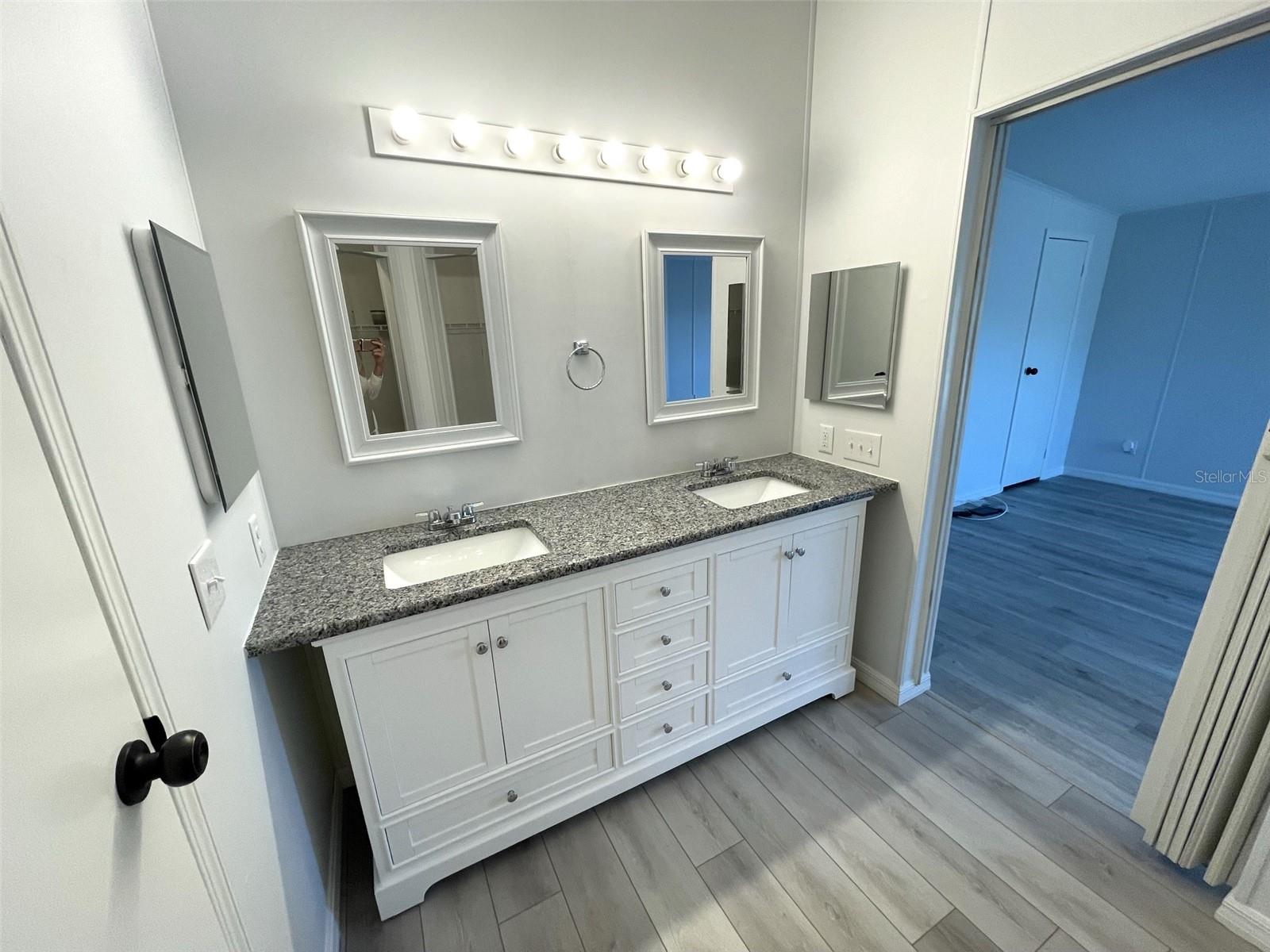 HARBOR ISLES IV - Residential