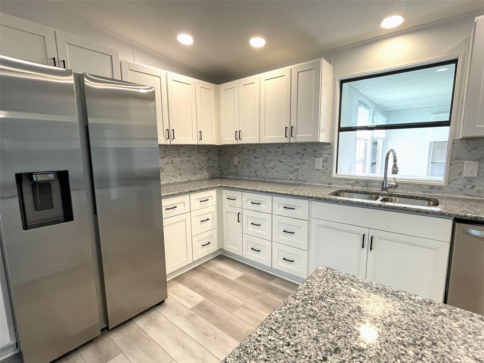 HARBOR ISLES IV - Residential