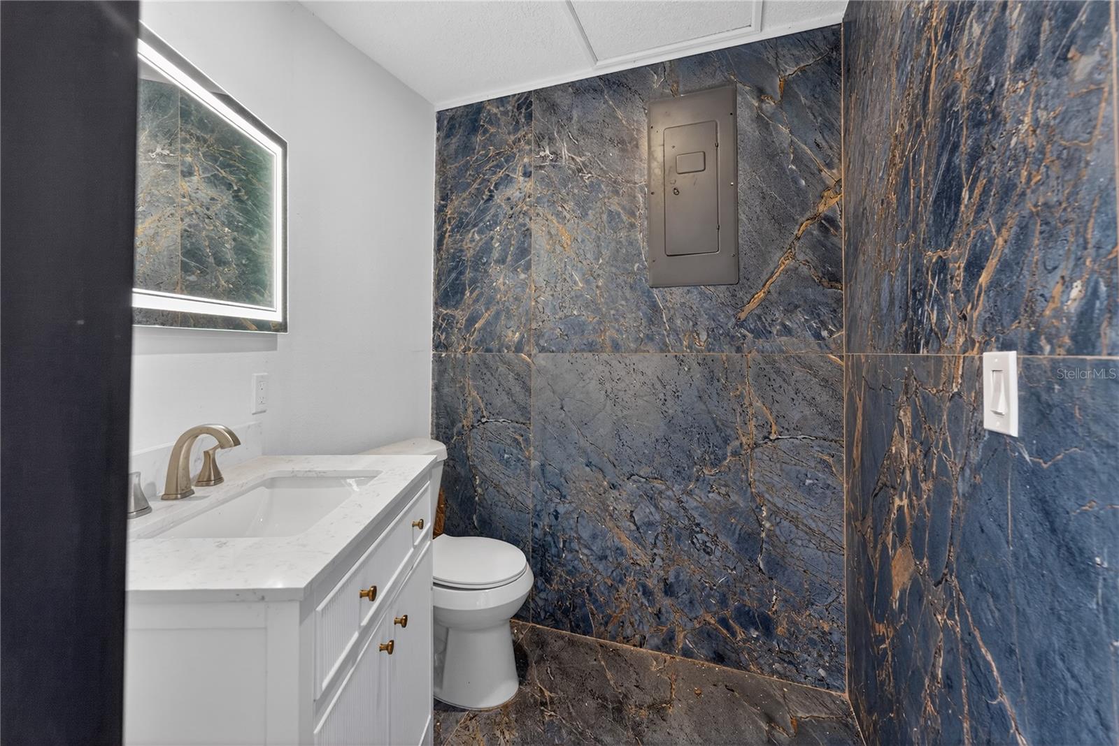 SWEETWATER CLUB UNIT 1 - Residential