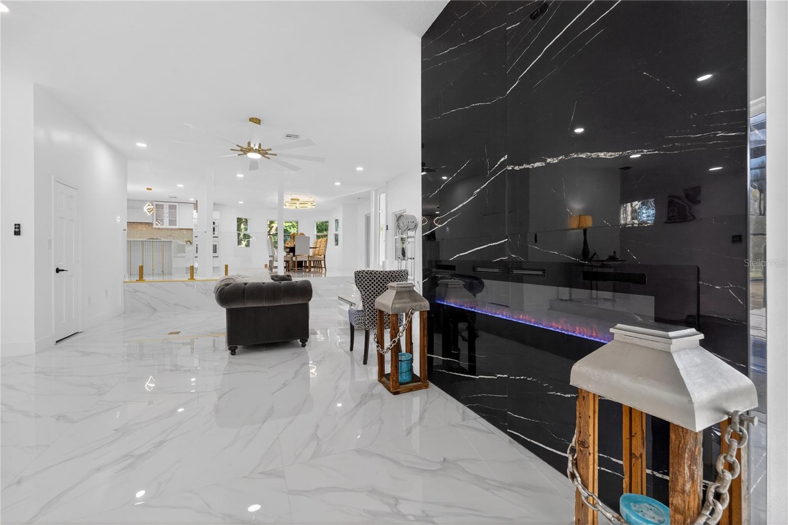 SWEETWATER CLUB UNIT 1 - Residential