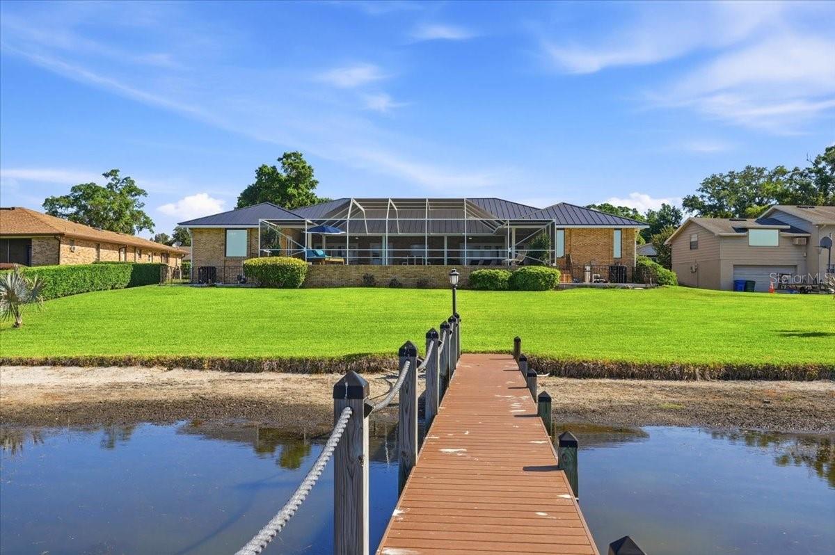 THE SHORES - Residential
