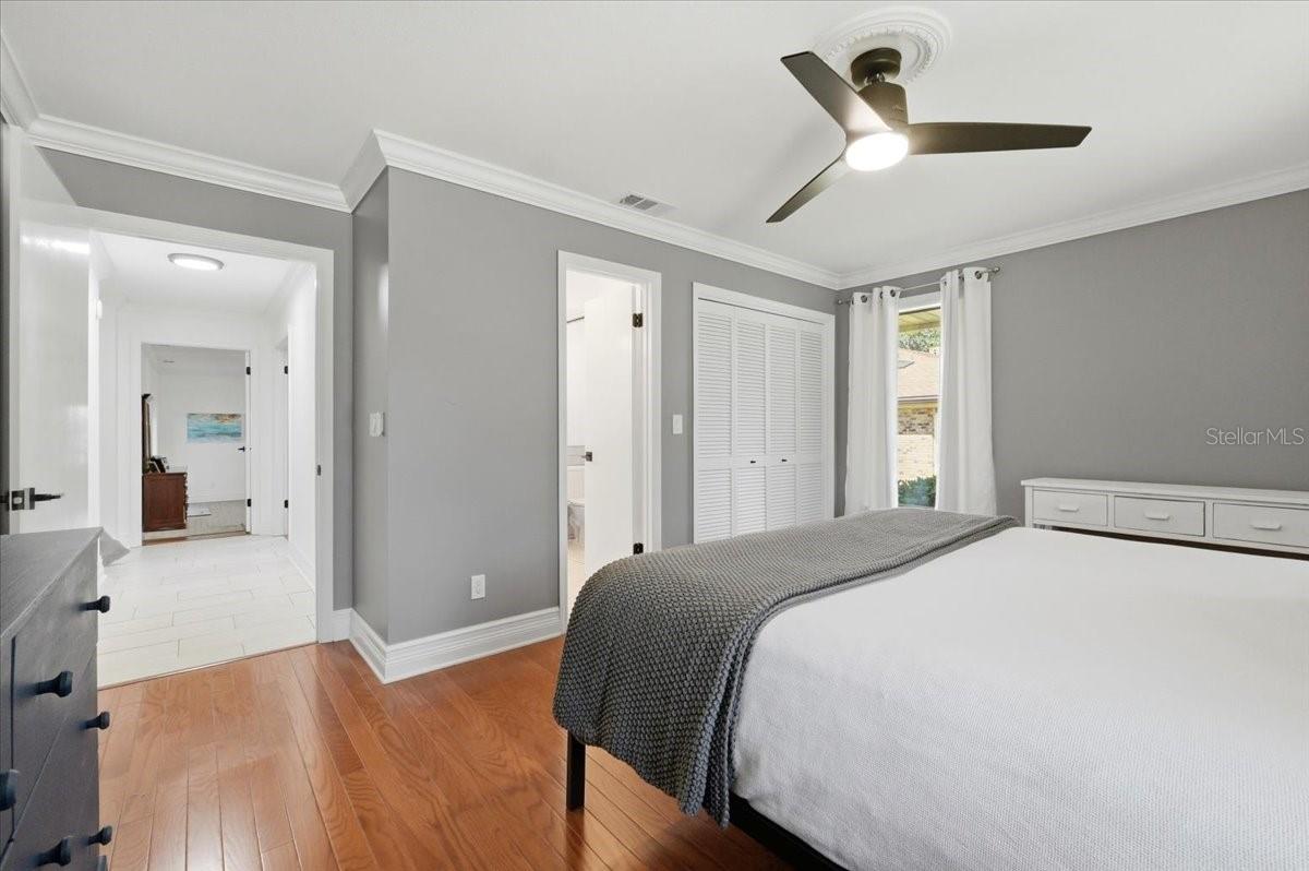 THE SHORES - Residential