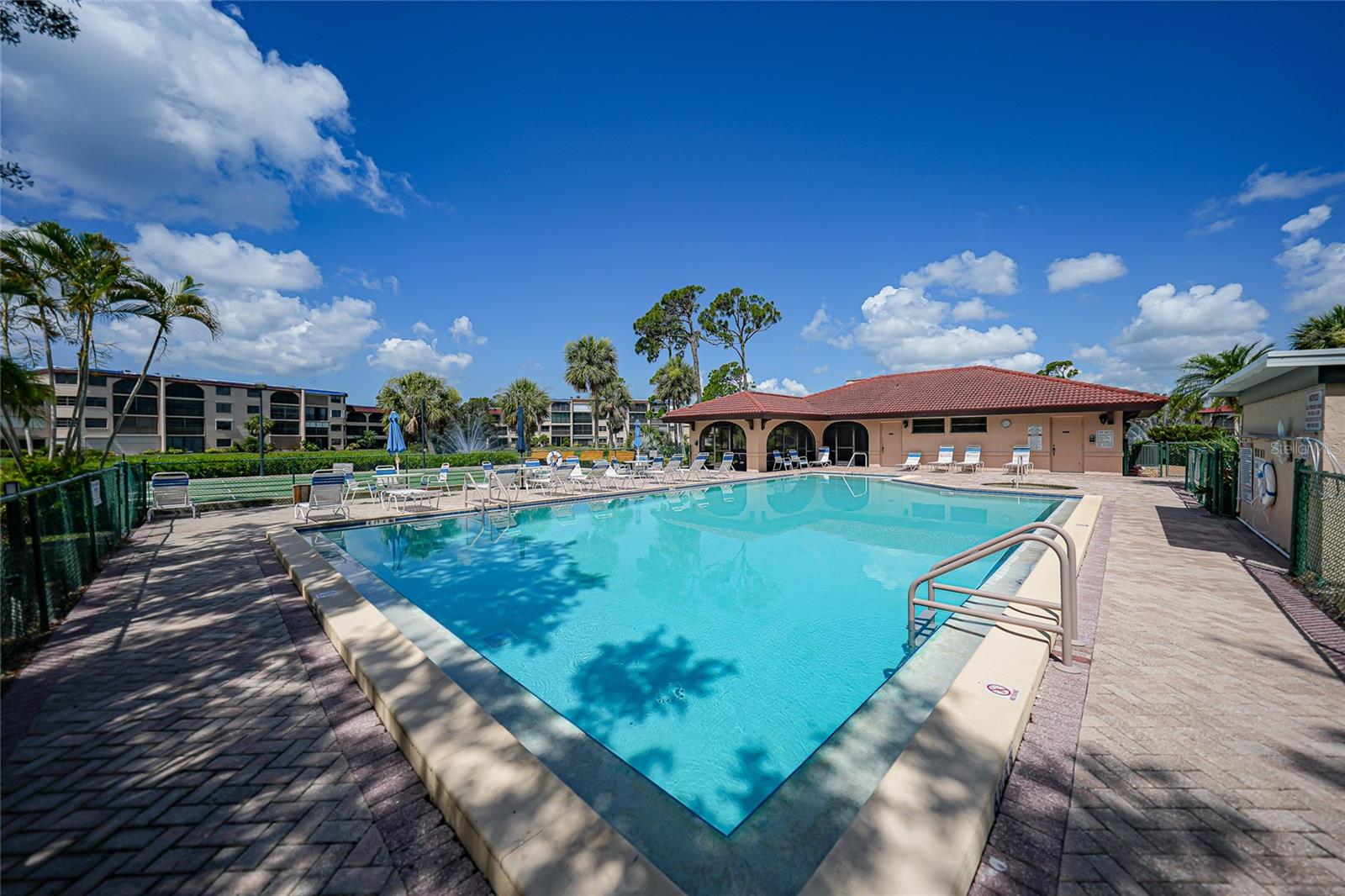 ROLLS LANDING PH 03 BLDG 06 - Residential