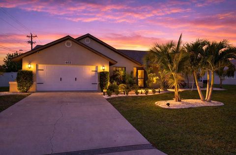 Photo of 402 SW 37th Lane, Cape Coral, FL 33914 (MLS # C7525571)