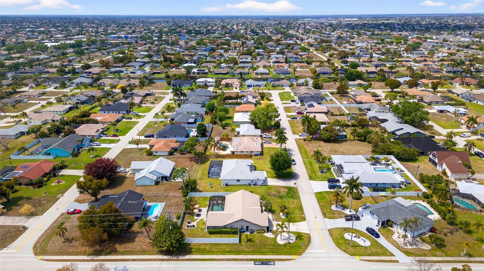 CAPE CORAL - Residential