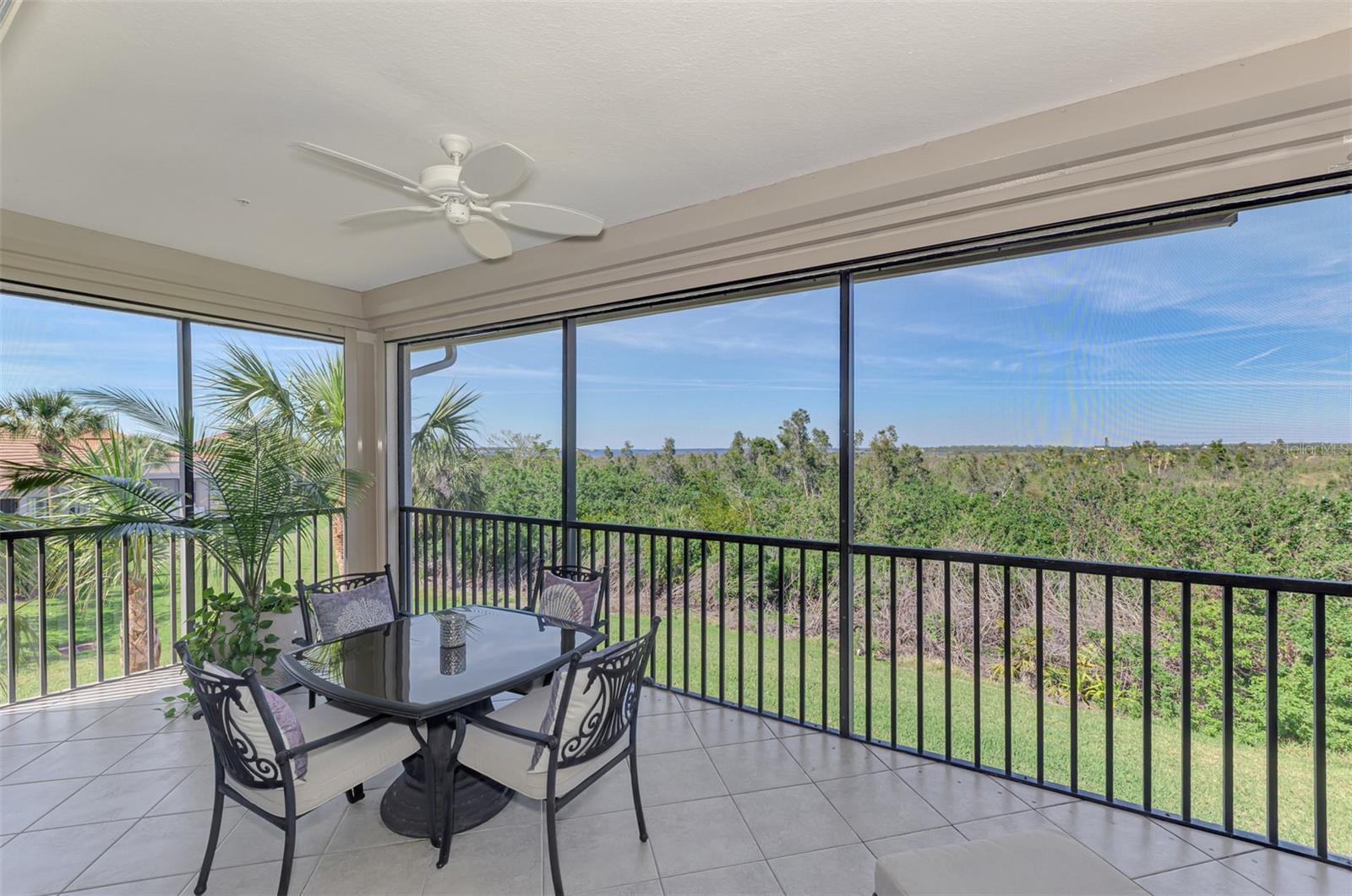 RIVERWOOD - Residential