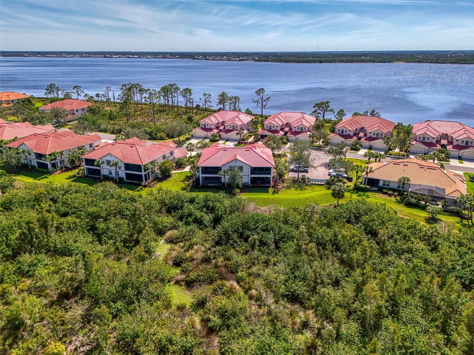 RIVERWOOD - Residential