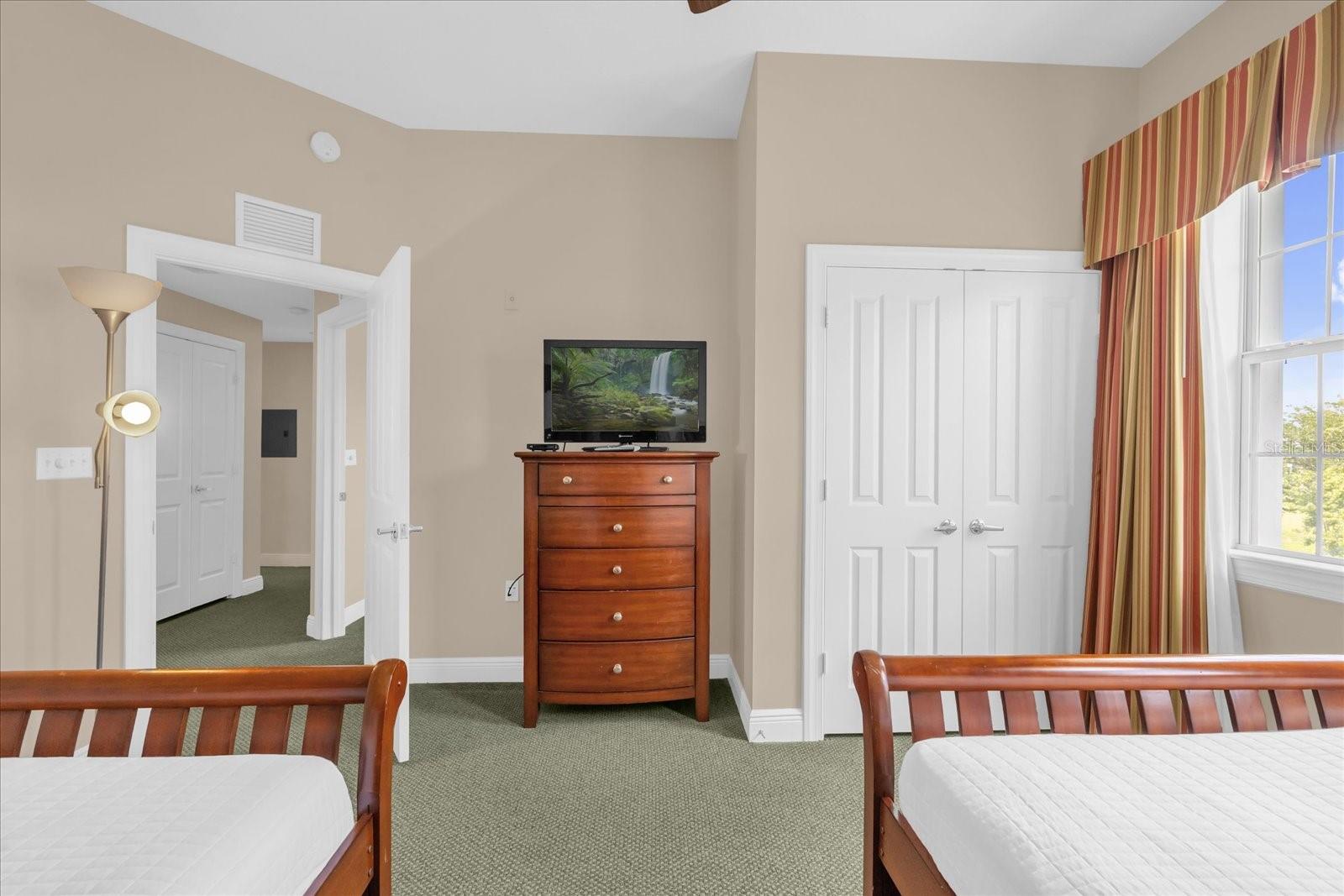 HERITAGE CROSSING CONDO PH 12 - Residential Lease