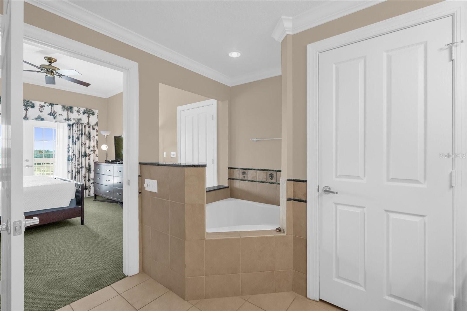 HERITAGE CROSSING CONDO PH 12 - Residential Lease