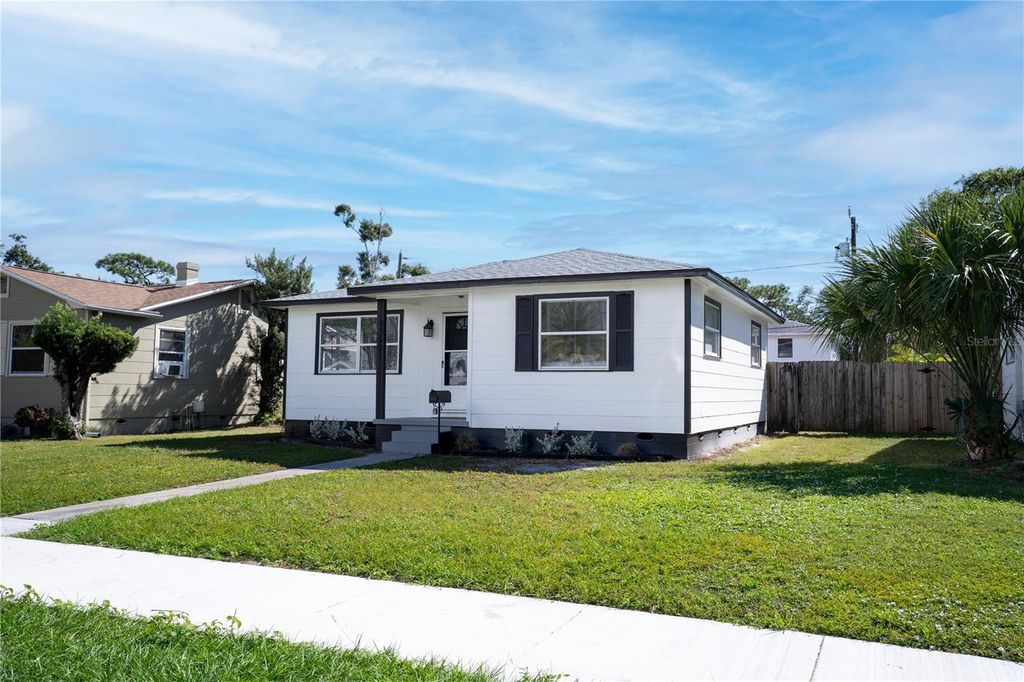 Photo of 4350 2nd Avenue S, St Petersburg, FL 33711 (MLS # TB8440397)
