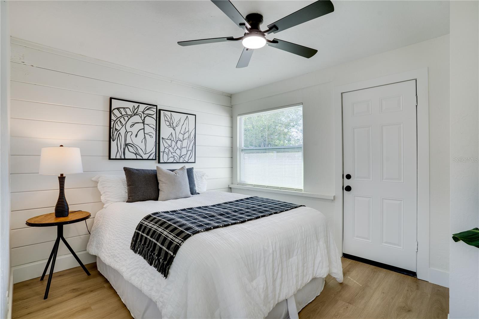 HALLS CENTRAL AVE 03 - Residential