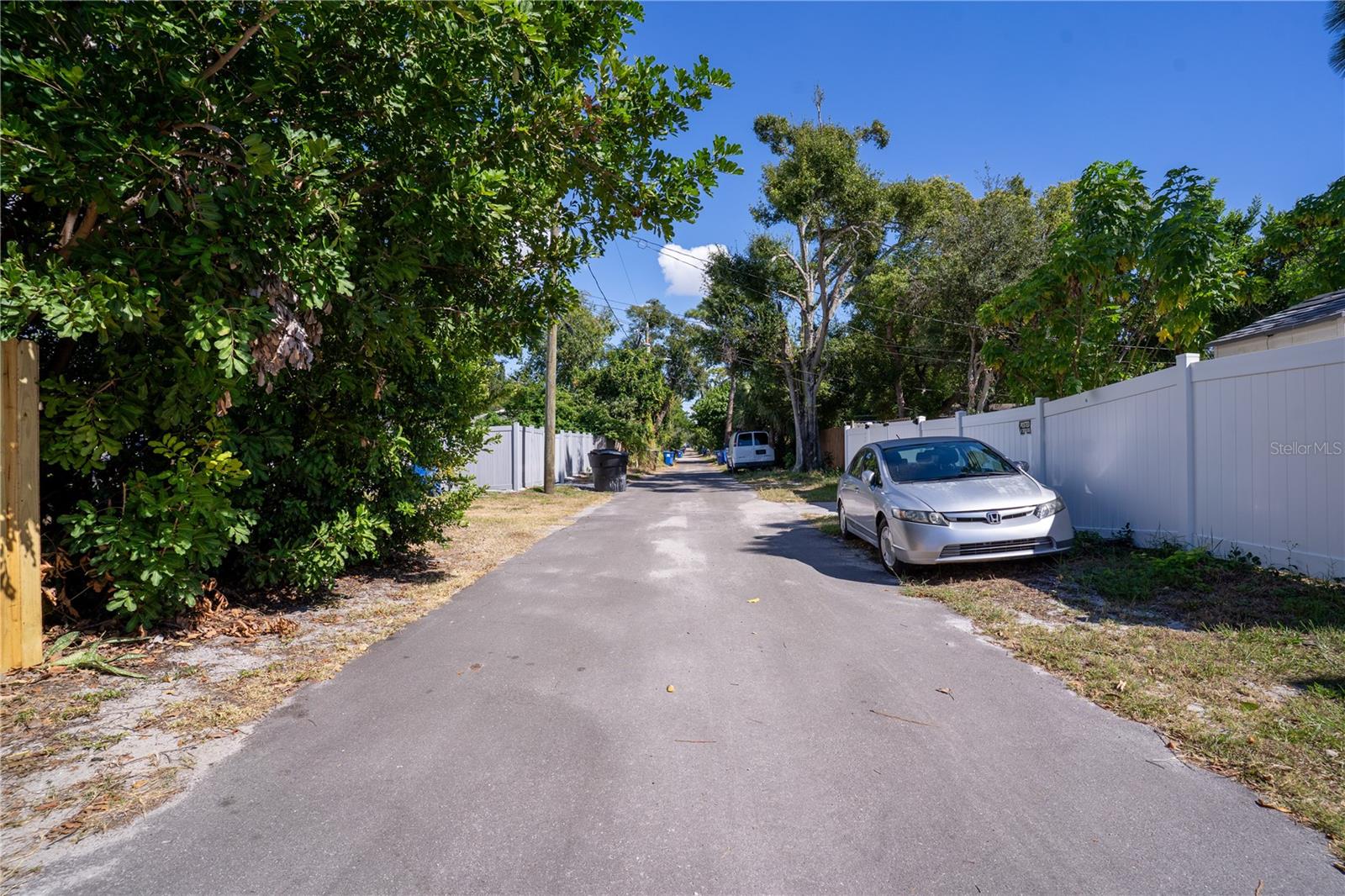 HALLS CENTRAL AVE 03 - Residential