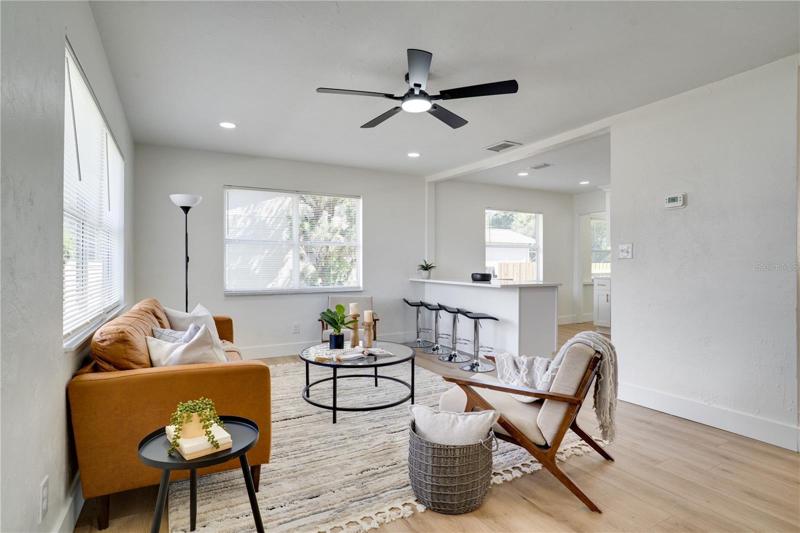 HALLS CENTRAL AVE 03 - Residential