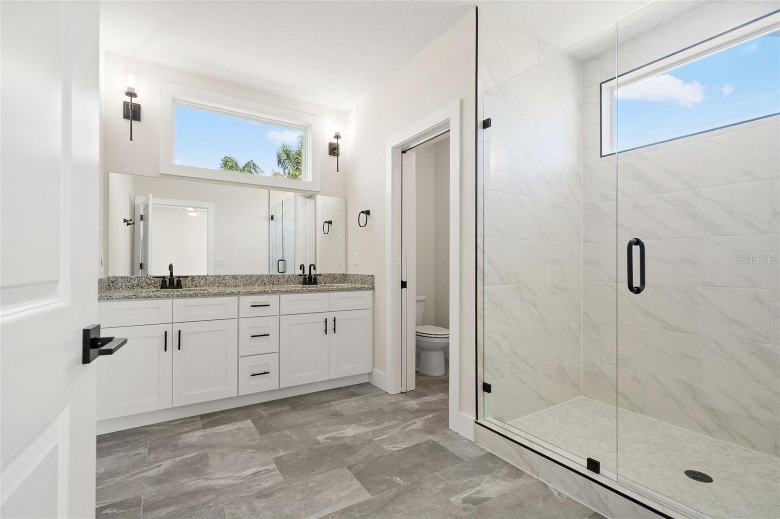 BEACON SQUARE - Residential