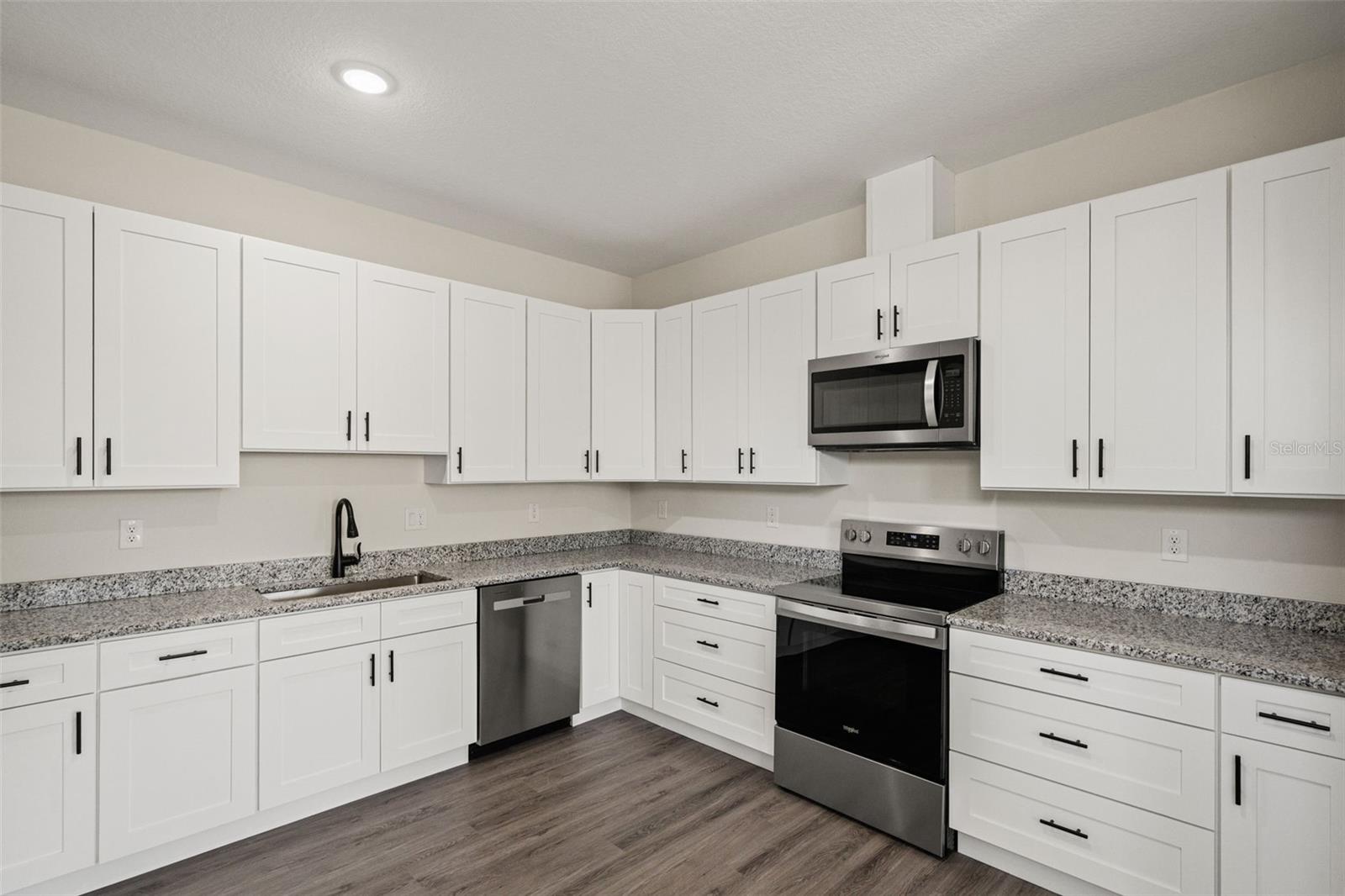 BEACON SQUARE - Residential