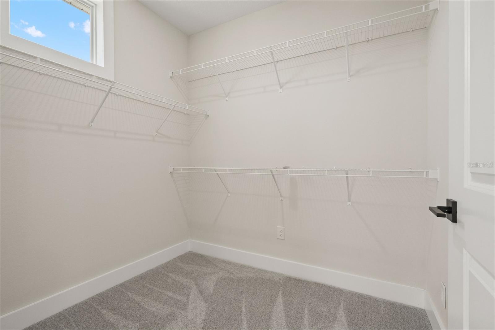 BEACON SQUARE - Residential