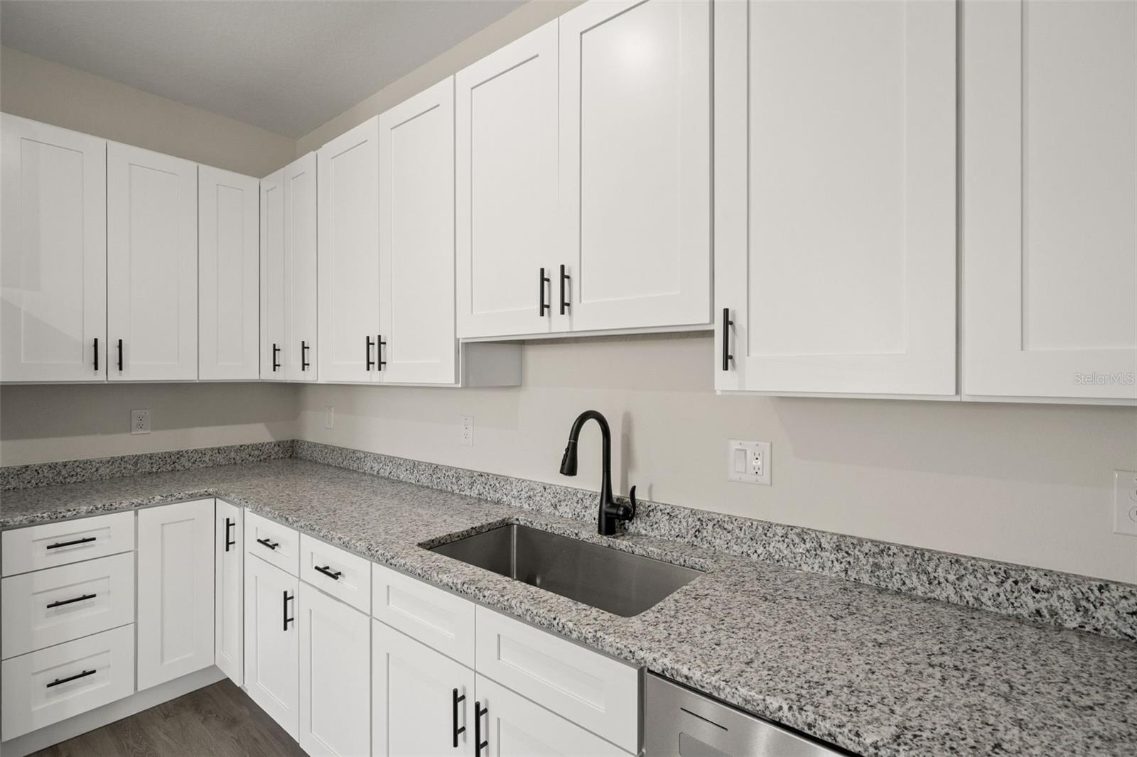 BEACON SQUARE - Residential