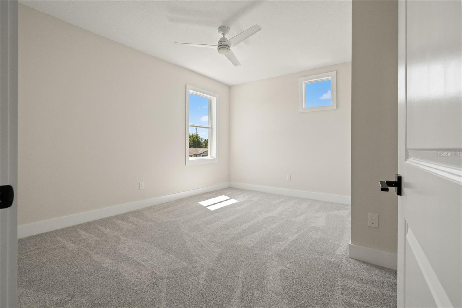 BEACON SQUARE - Residential