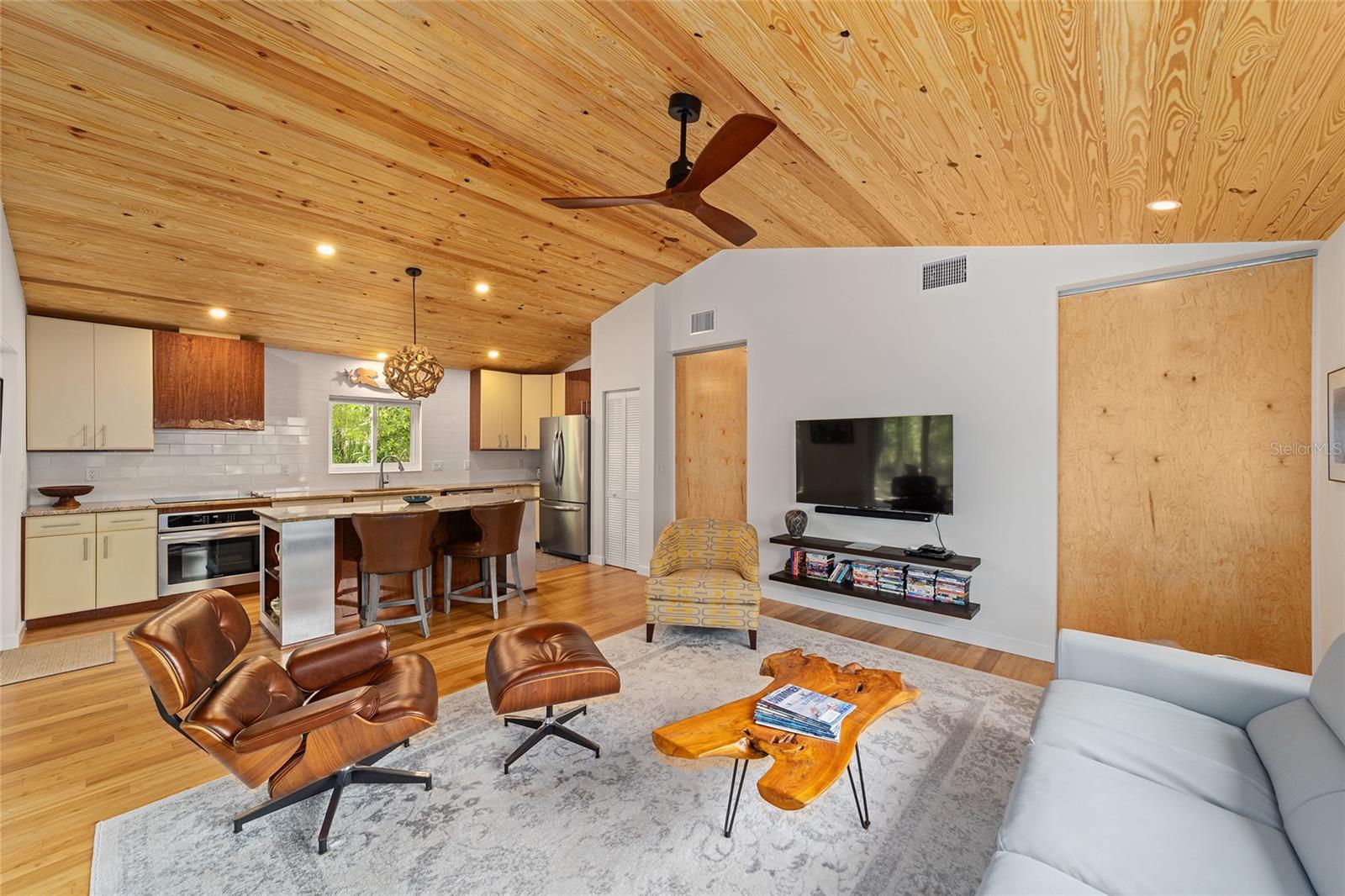 RIO VISTA - Residential