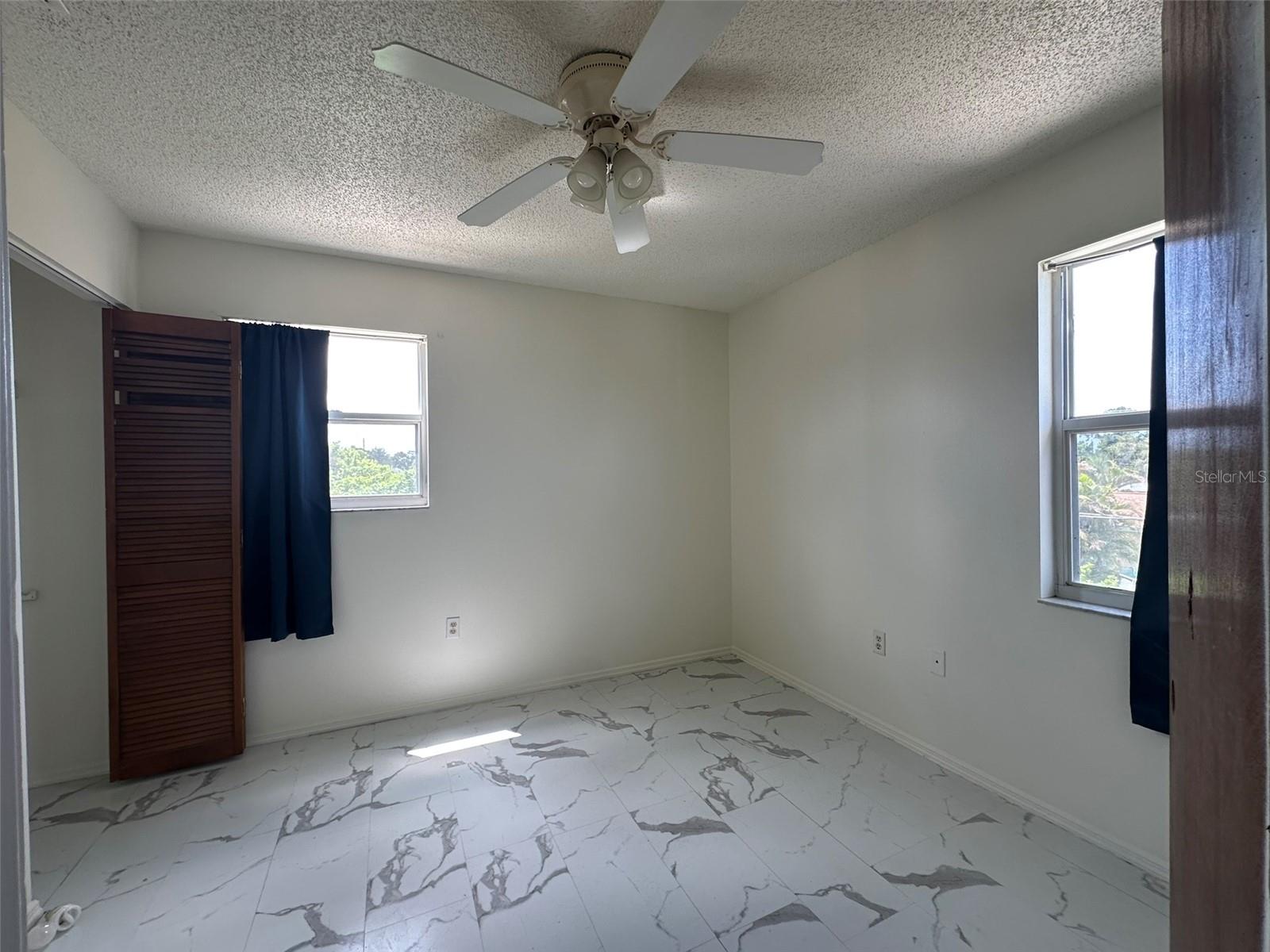 SOUTH VENICE UNIT 13 - Residential Lease