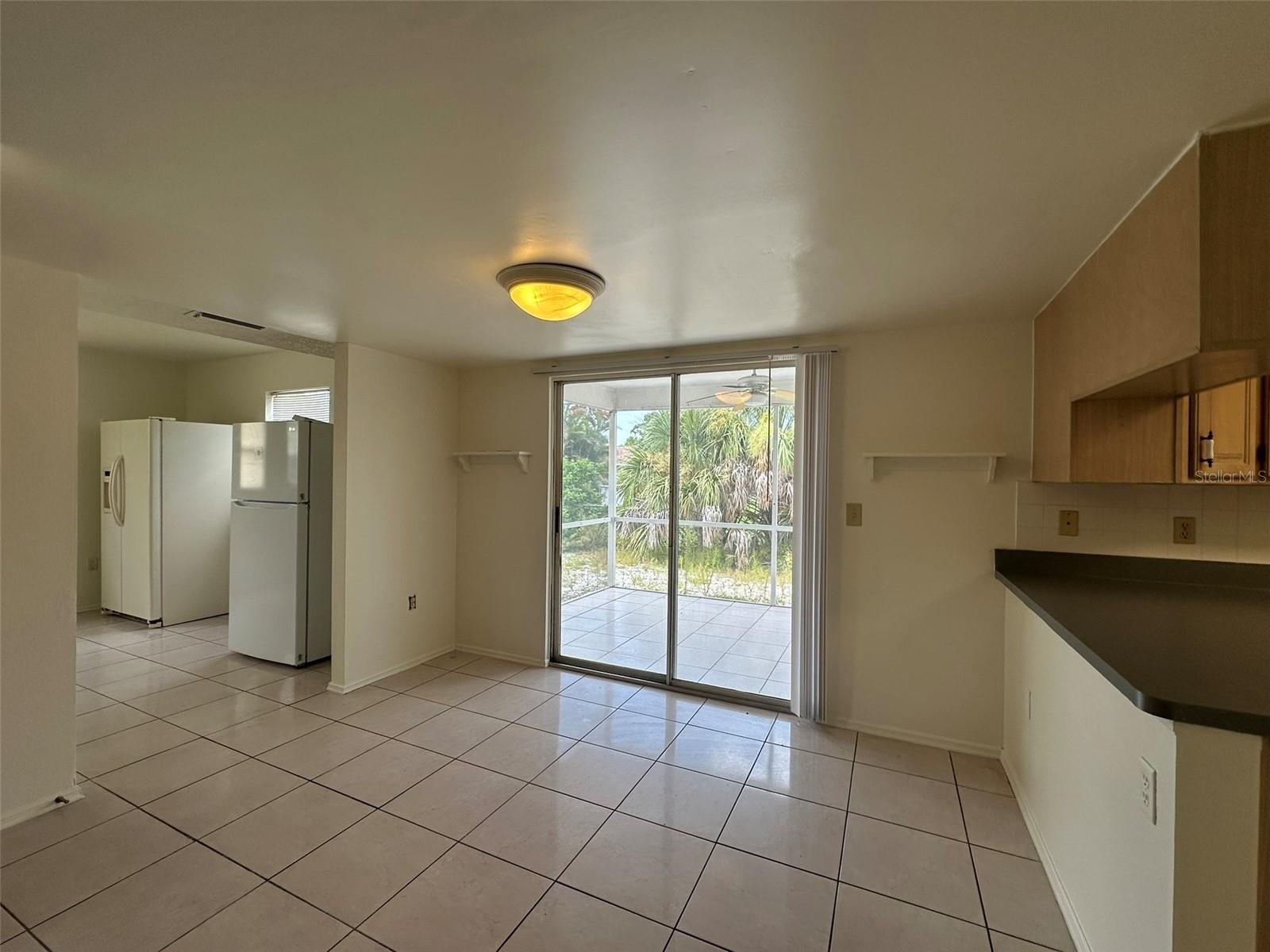 SOUTH VENICE UNIT 13 - Residential Lease