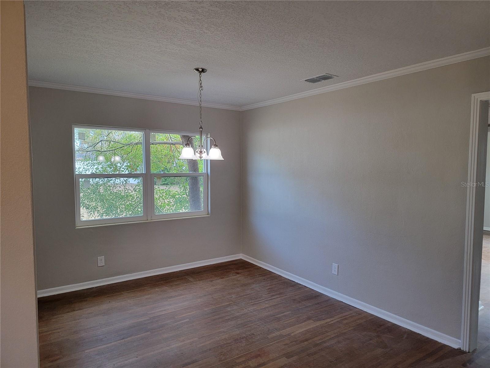 CAMPHOR HEIGHTS REP - Residential