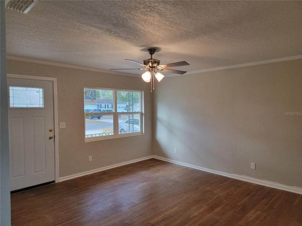 Photo of 525 W Maxwell Street, Lakeland, FL 33803 (MLS # L4959858)