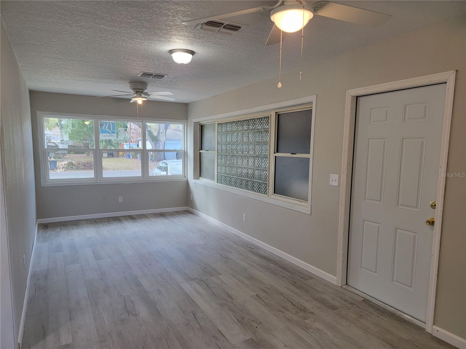 CAMPHOR HEIGHTS REP - Residential