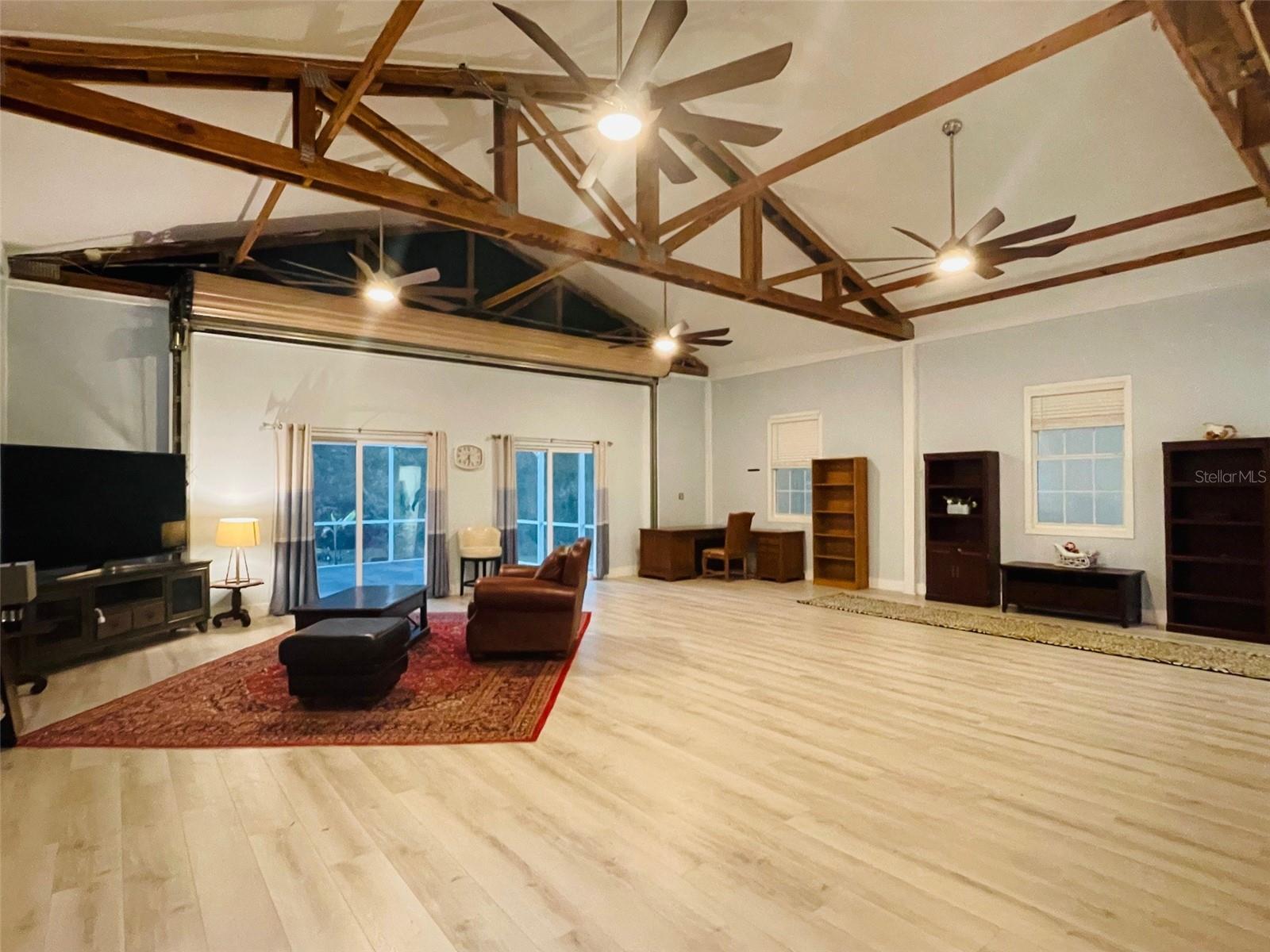 FLORIDA GROVES COMPANYS FIRST ADD TO BLACK HAMMOCK - Residential
