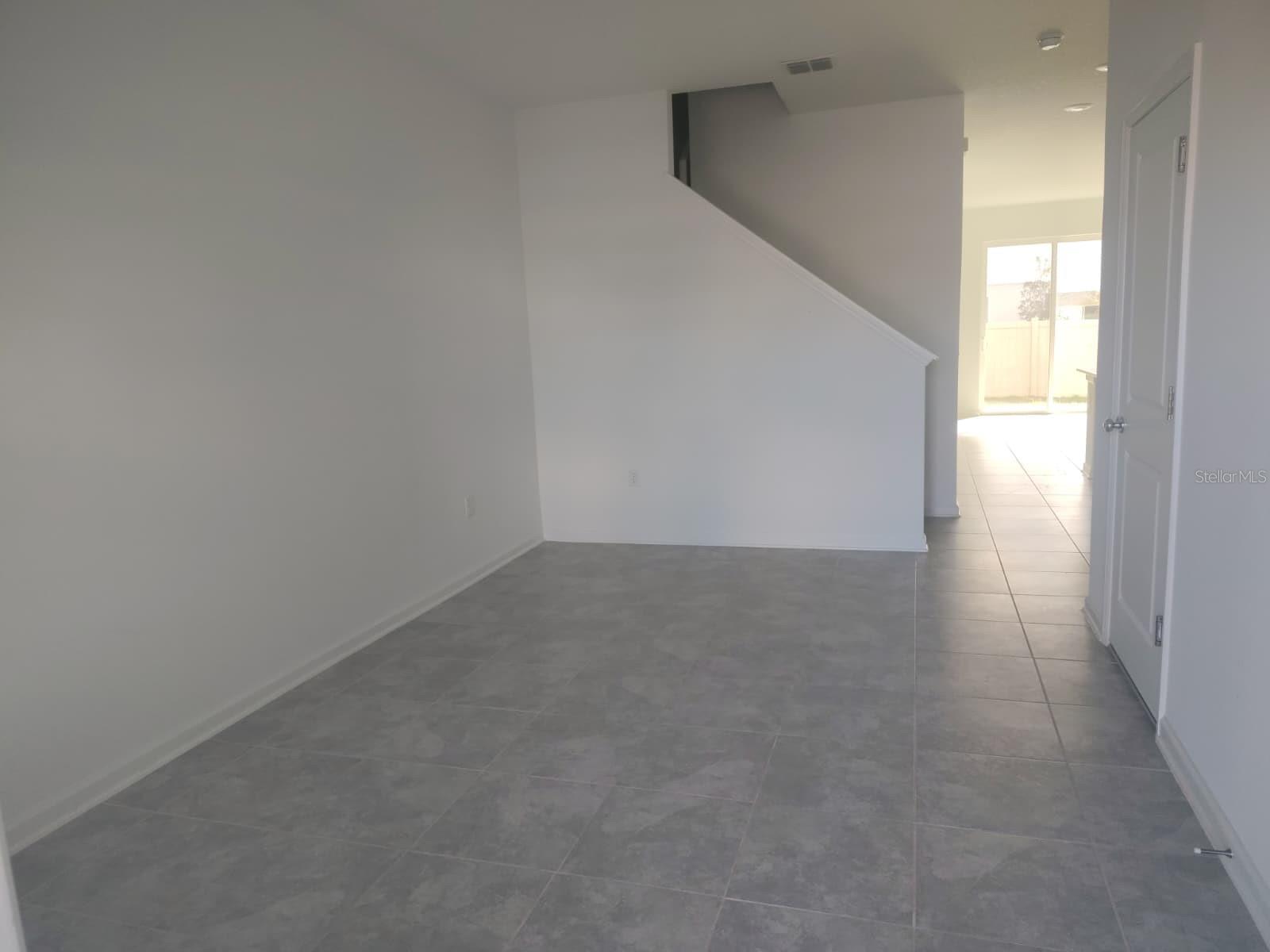 WESTVIEW 22 TH - Residential Lease