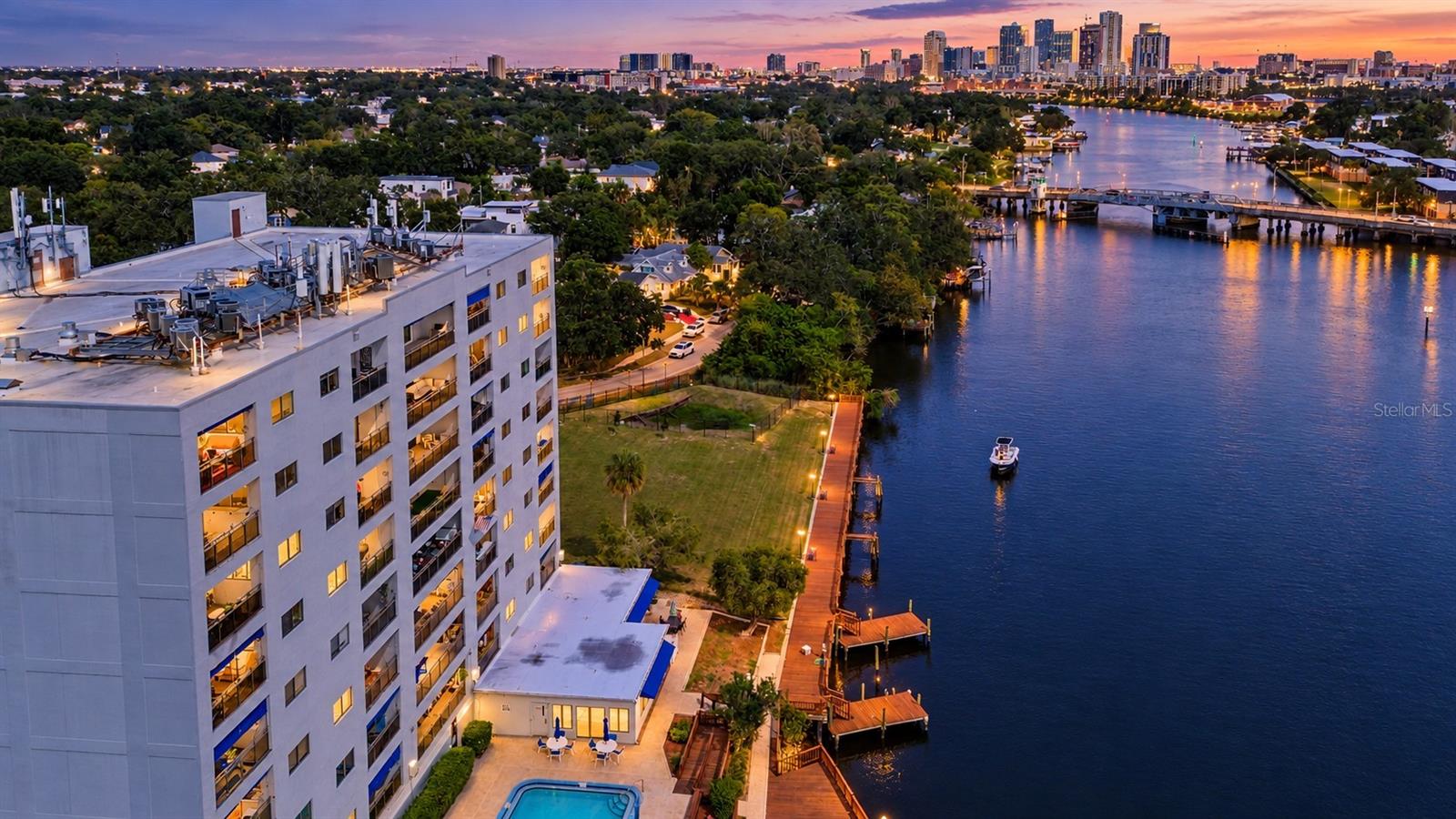 2780 N RIVERSIDE DRIVE 502