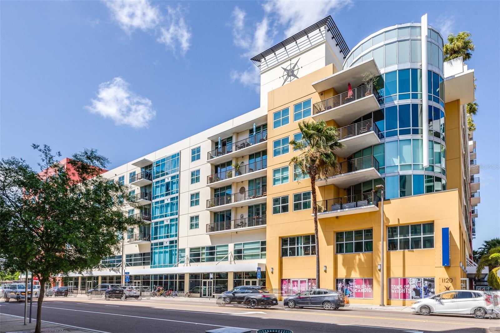 1120 E KENNEDY BOULEVARD 1021