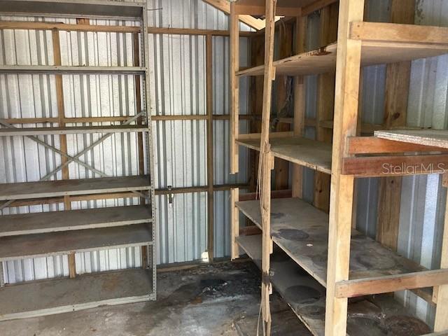 AZEELE BUS UNIT - Commercial Sale
