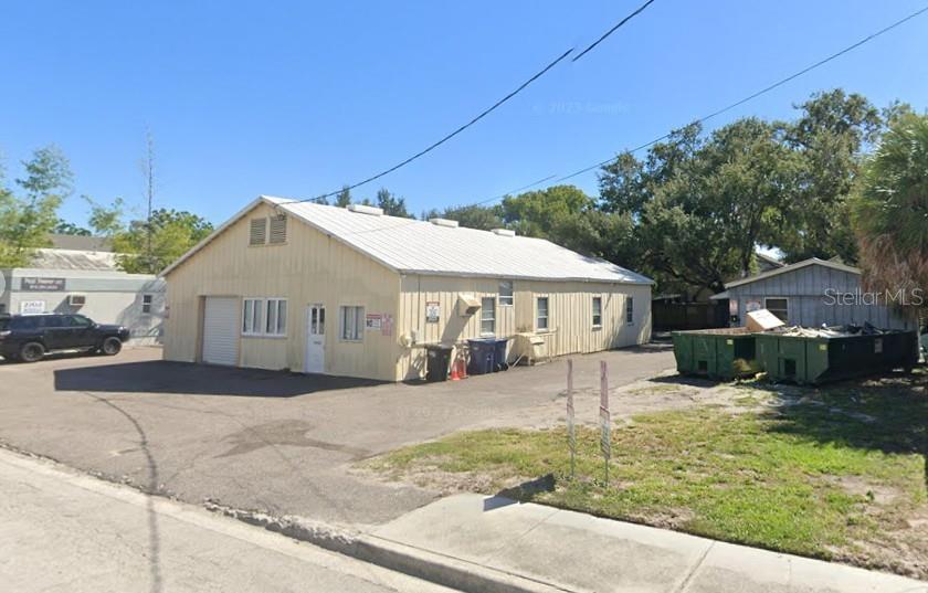 Rare warehouse space in prime South Tampa location! Two Warehouses + Shed. 90 x 115 Lot. Main Warehouse: 2,936 sq.ft. Open space. 14 ft walls with A/C office + bathroom. 2nd Warehouse: 900 sq.ft. 9 ft walls with separate bathroom. Storage Shed On-Site. 220 amp electrical service. Versatile warehouse use. Zoned RM-16 for future multifamily development. Conveniently located and easy access to SoHo's business, dining & arts scene; Hyde Park Village; Downtown Tampa & the University of Tampa; Kennedy Blvd. and Business District; Channelside; Bayshore Blvd.; Interestate I-275; I-4 Cooridor; The Crosstown Expressway; Tampa International Airport; MacDill AFB; Ybor City.