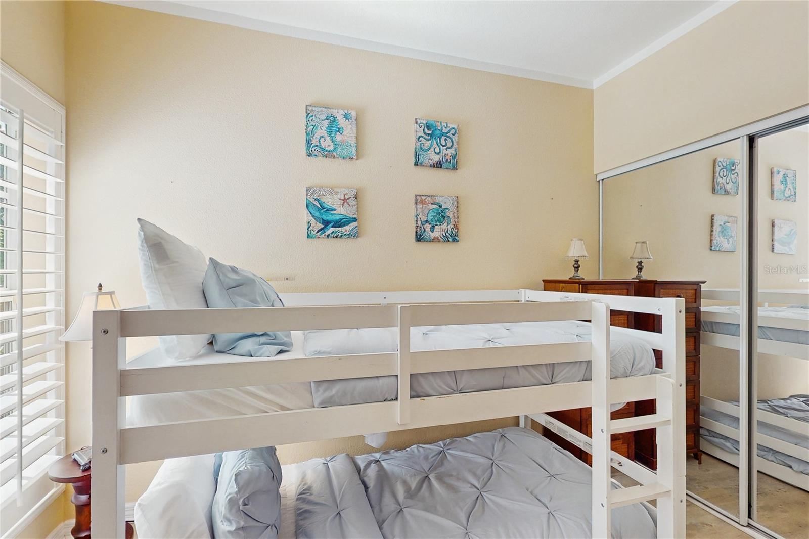 GOLF FOX CONDO - Residential