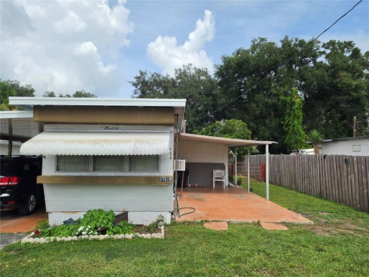 37629 MARCH LN, ZEPHYRHILLS, FL 33541 - Image 97e40e52eff54a2fe61ce094bd045b40/4107322595