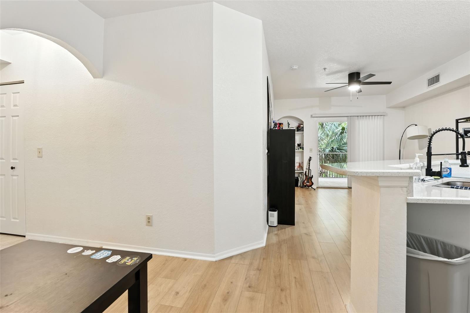 BONA VISTA CONDO - Residential