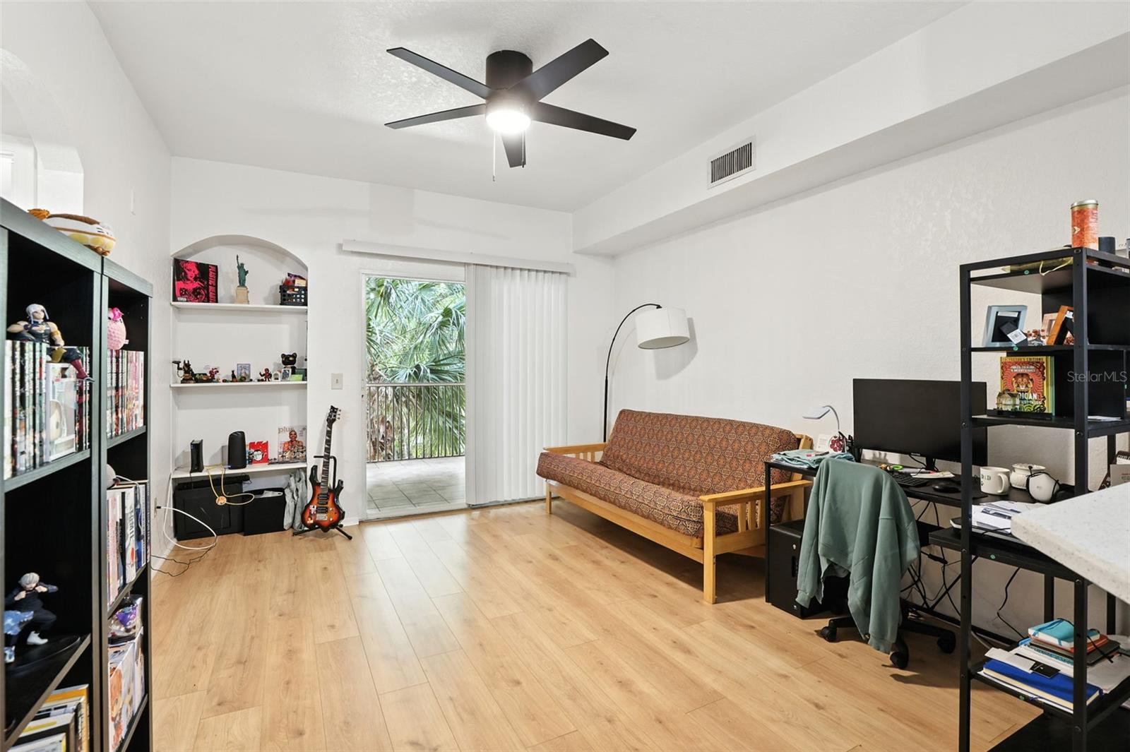 BONA VISTA CONDO - Residential