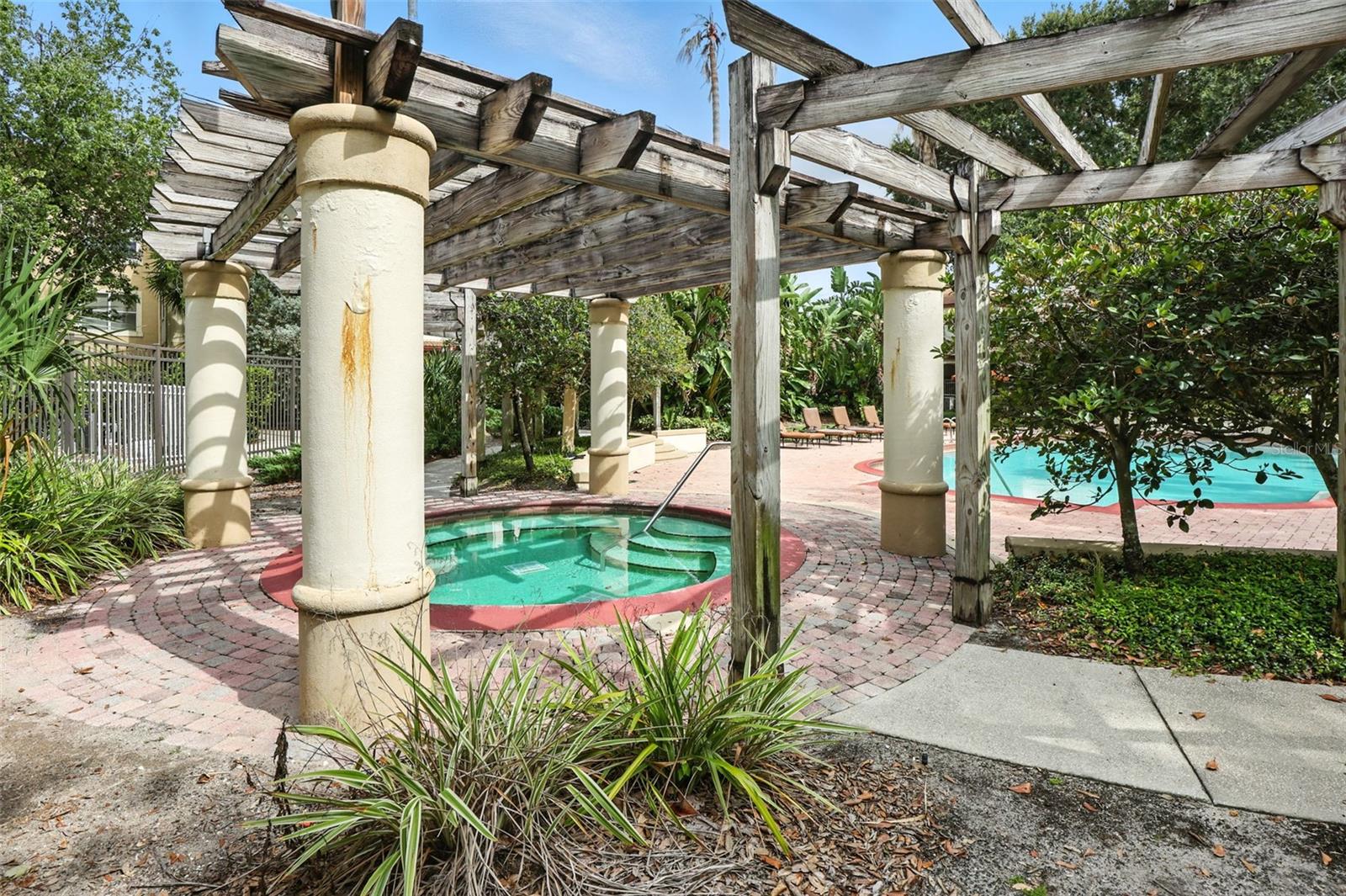 BONA VISTA CONDO - Residential
