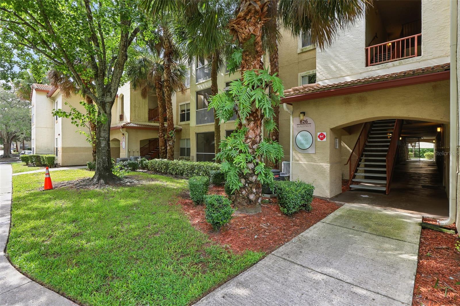 826 CAMARGO WAY 307