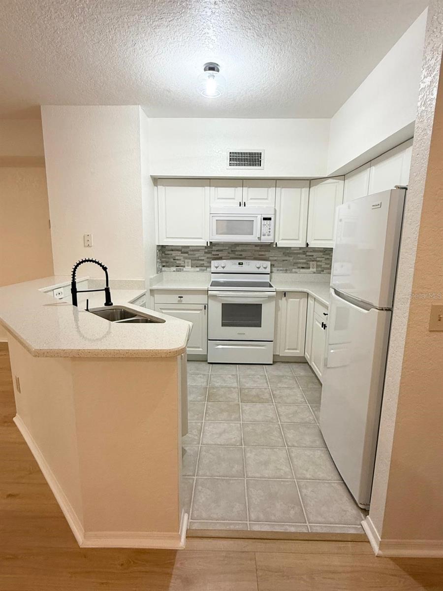 BONA VISTA CONDO - Residential