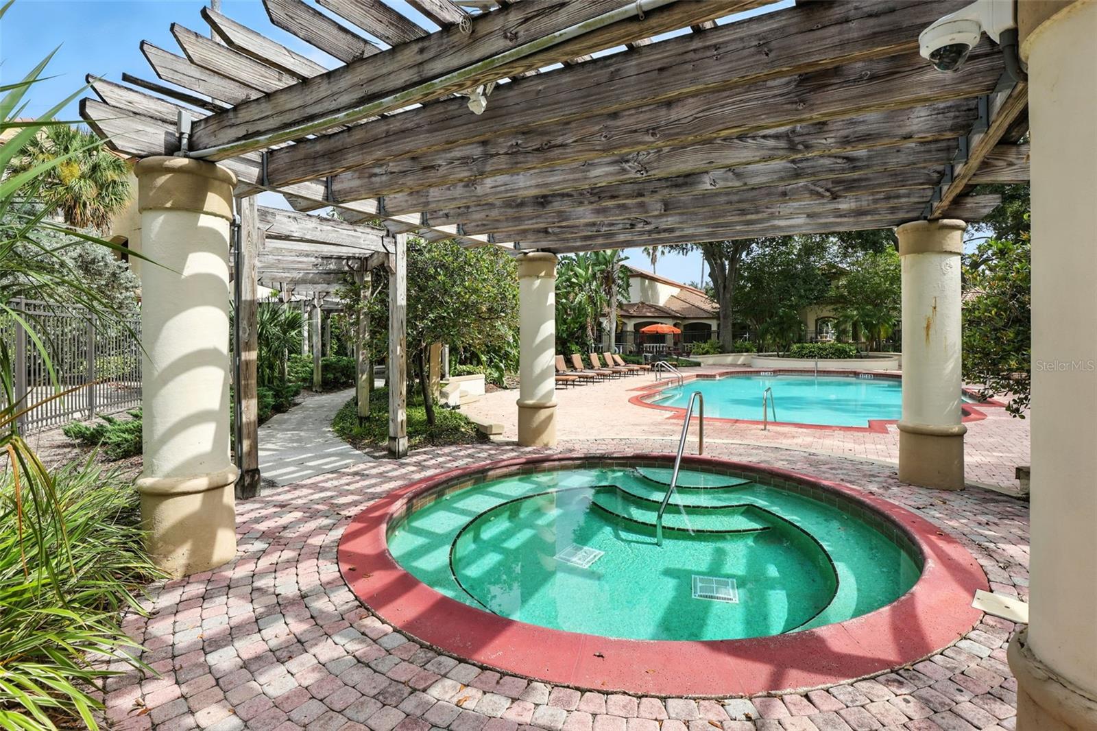 BONA VISTA CONDO - Residential