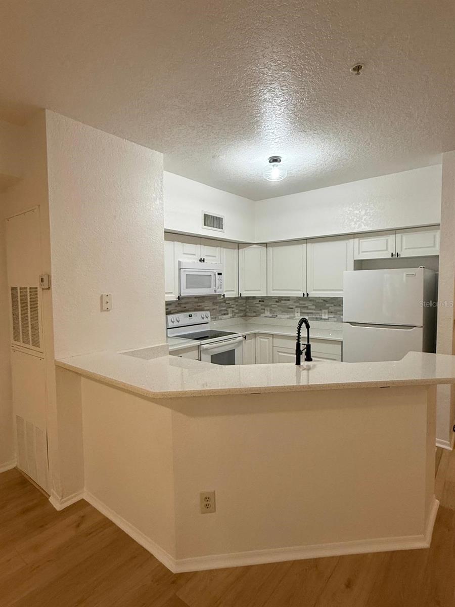 BONA VISTA CONDO - Residential