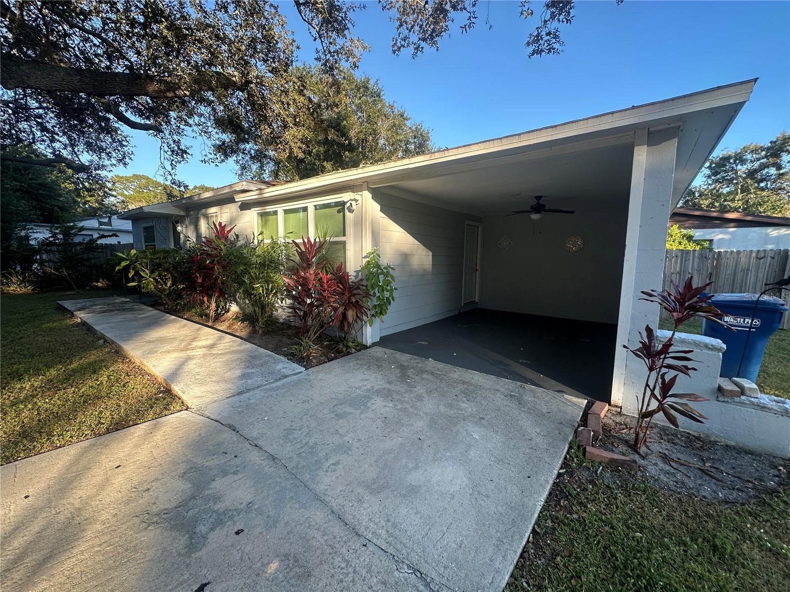 HARBOR VISTA - Residential