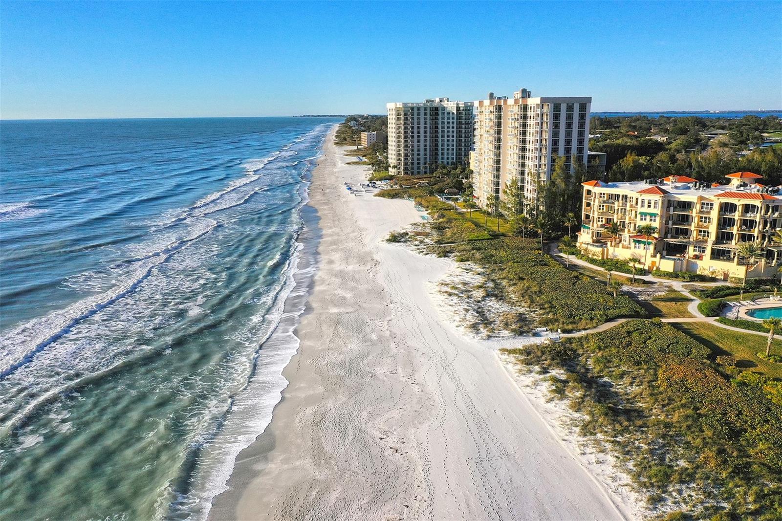 ISLANDER CLUB OF LONGBOAT - Residential