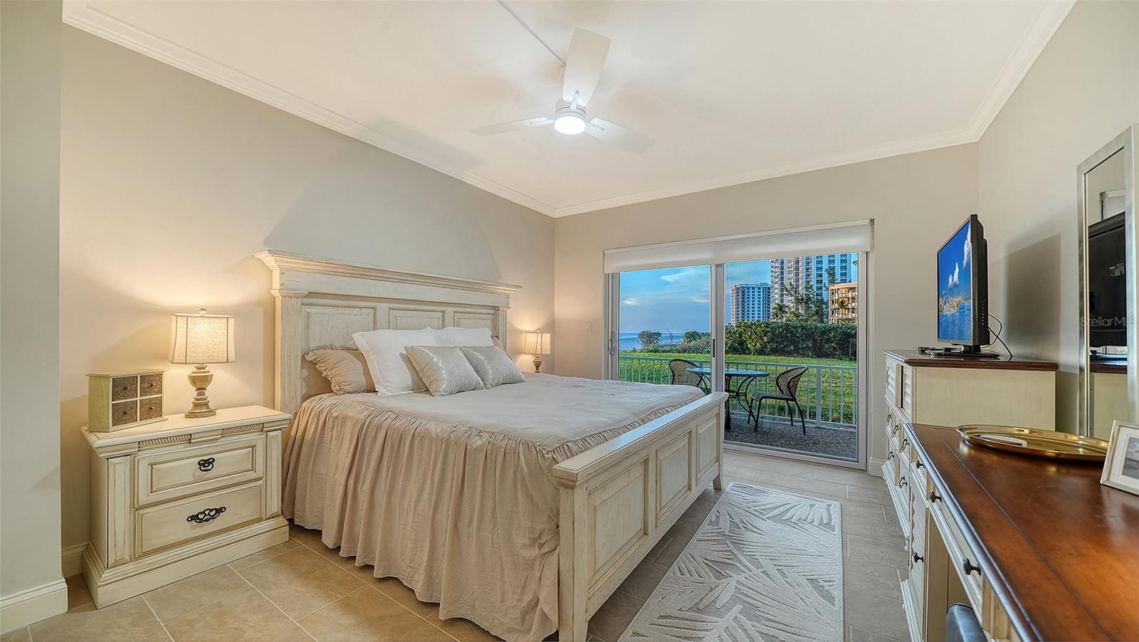 ISLANDER CLUB OF LONGBOAT - Residential