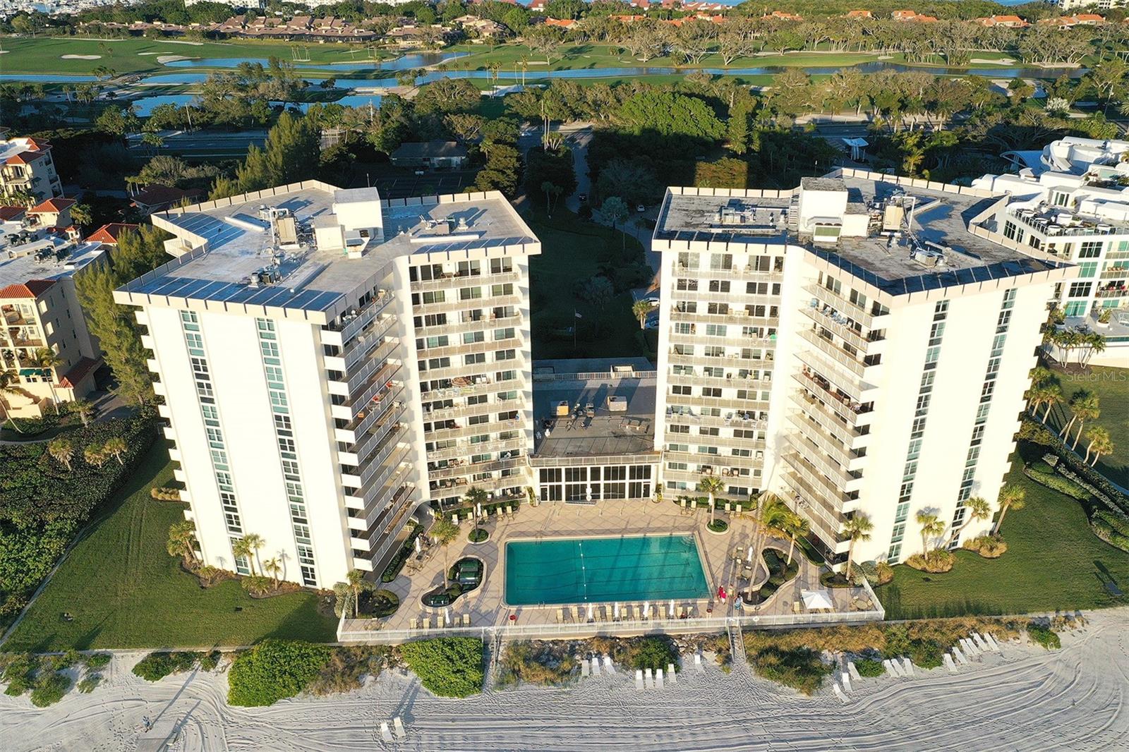 ISLANDER CLUB OF LONGBOAT - Residential