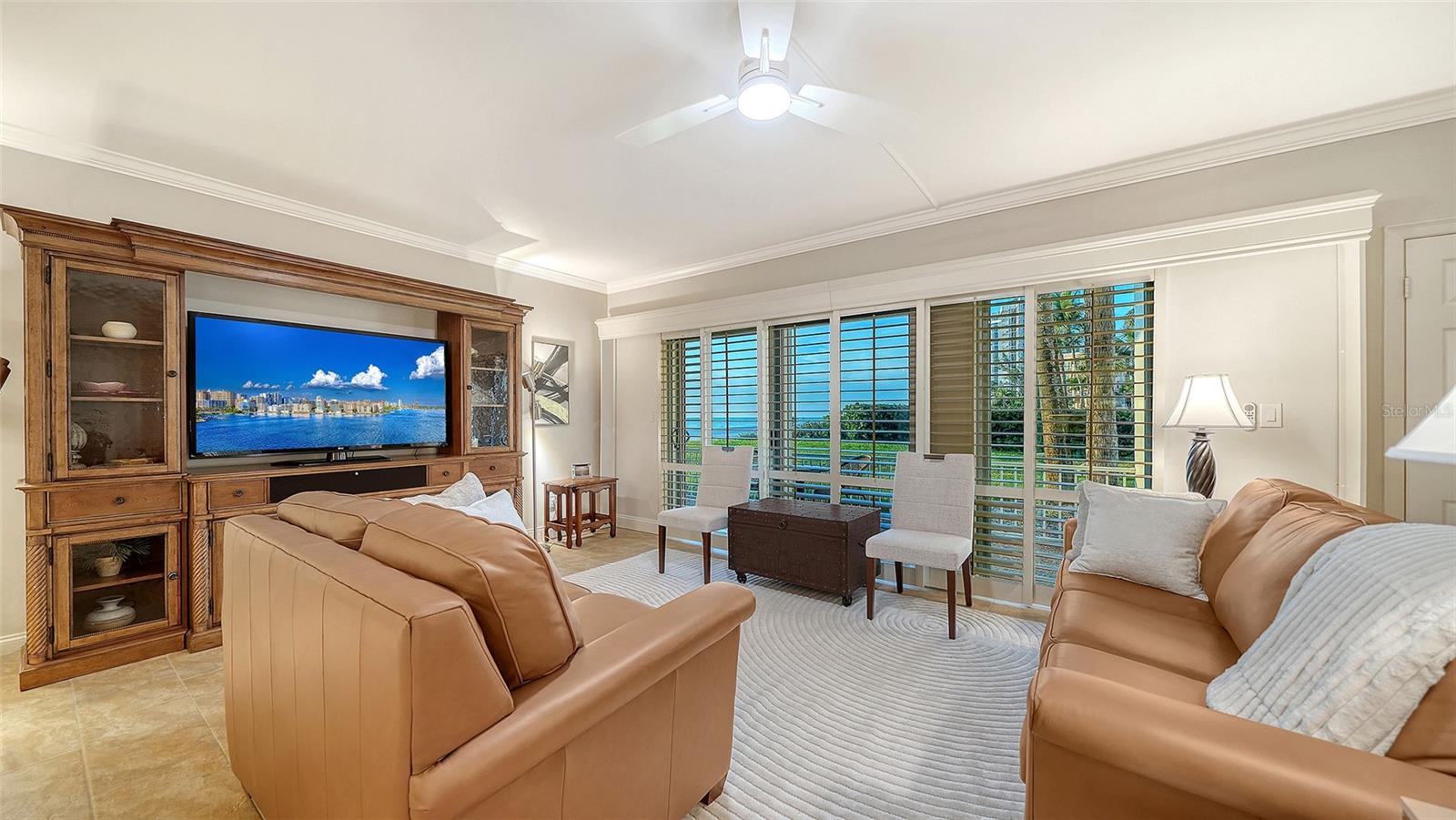 ISLANDER CLUB OF LONGBOAT - Residential