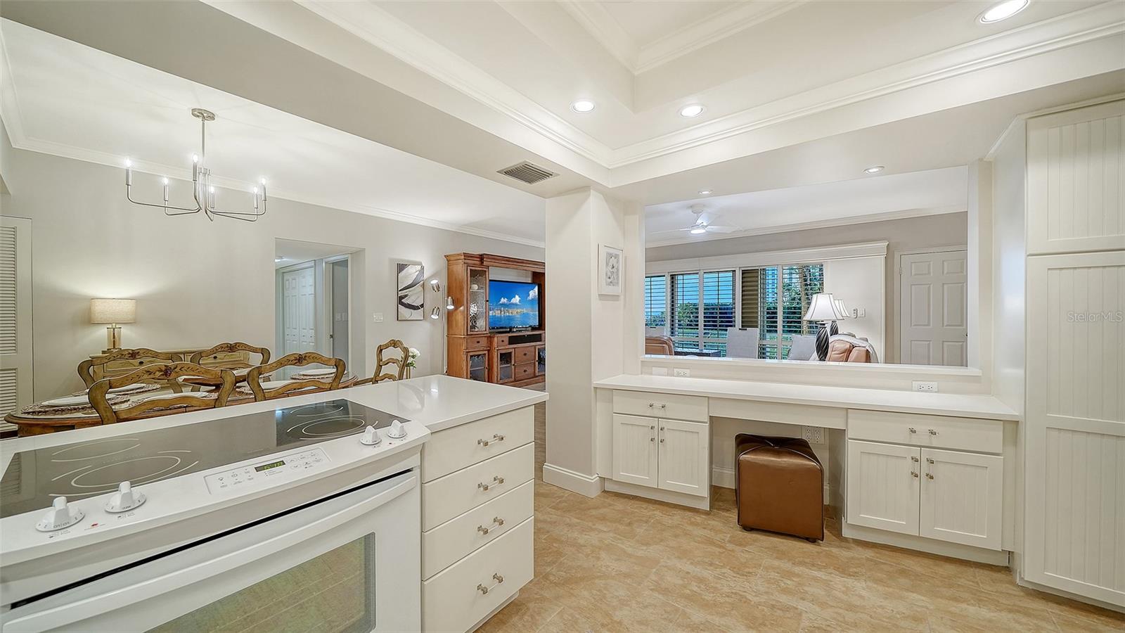 ISLANDER CLUB OF LONGBOAT - Residential